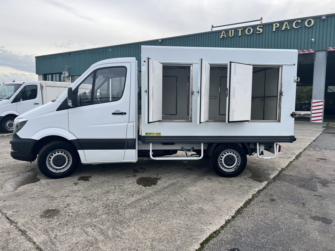 CAMION HELADERO 3.5T MERCEDES SPRINTER - Furgoneta frigorifica: foto 5 CAMION HELADERO 3.5T MERCEDES SPRINTER - Furgoneta frigorifica: foto 5