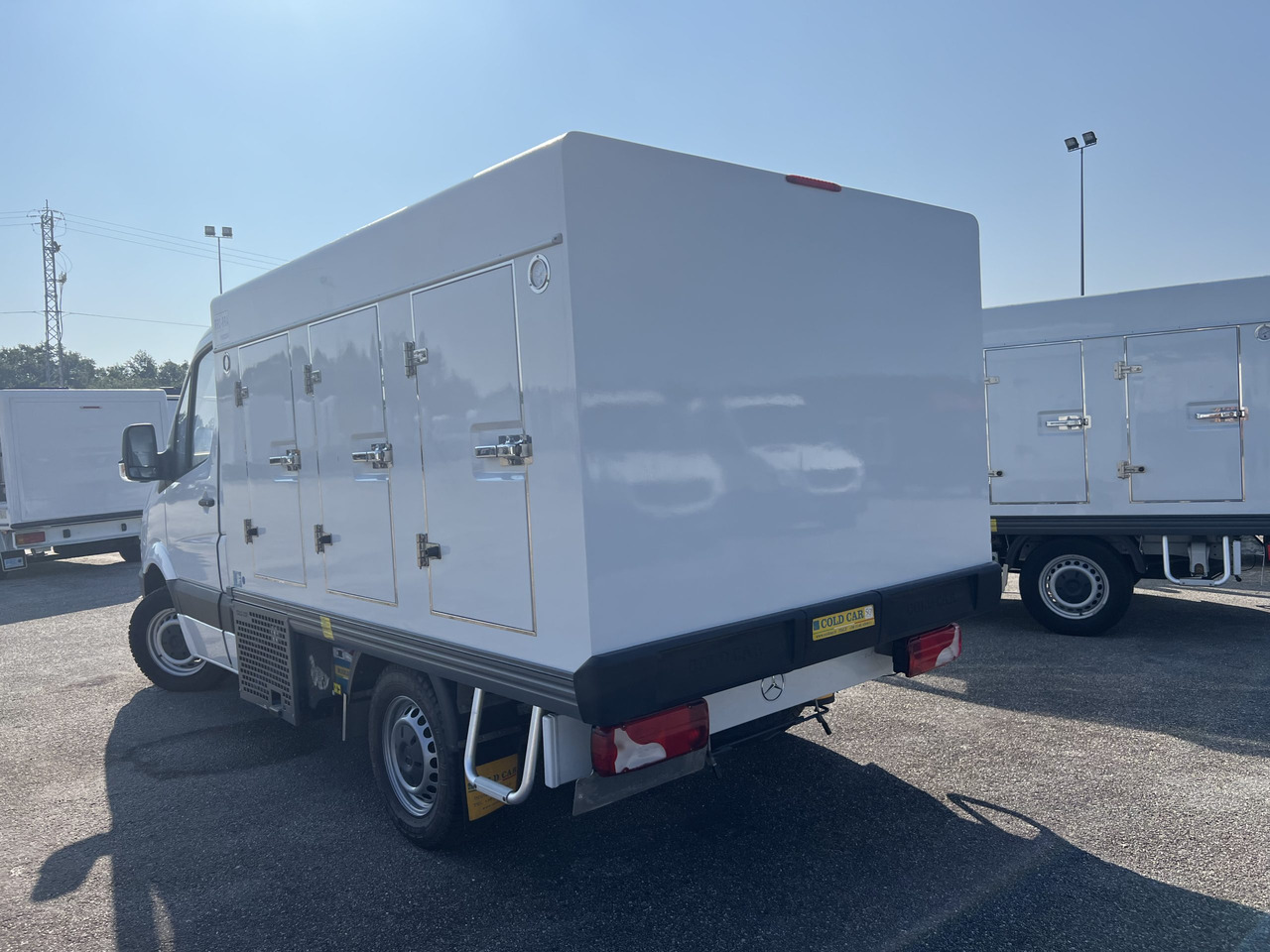 FURGON HELADERO 3.5T MERCEDES SPRINTER - Furgoneta frigorifica: foto 2 FURGON HELADERO 3.5T MERCEDES SPRINTER - Furgoneta frigorifica: foto 2