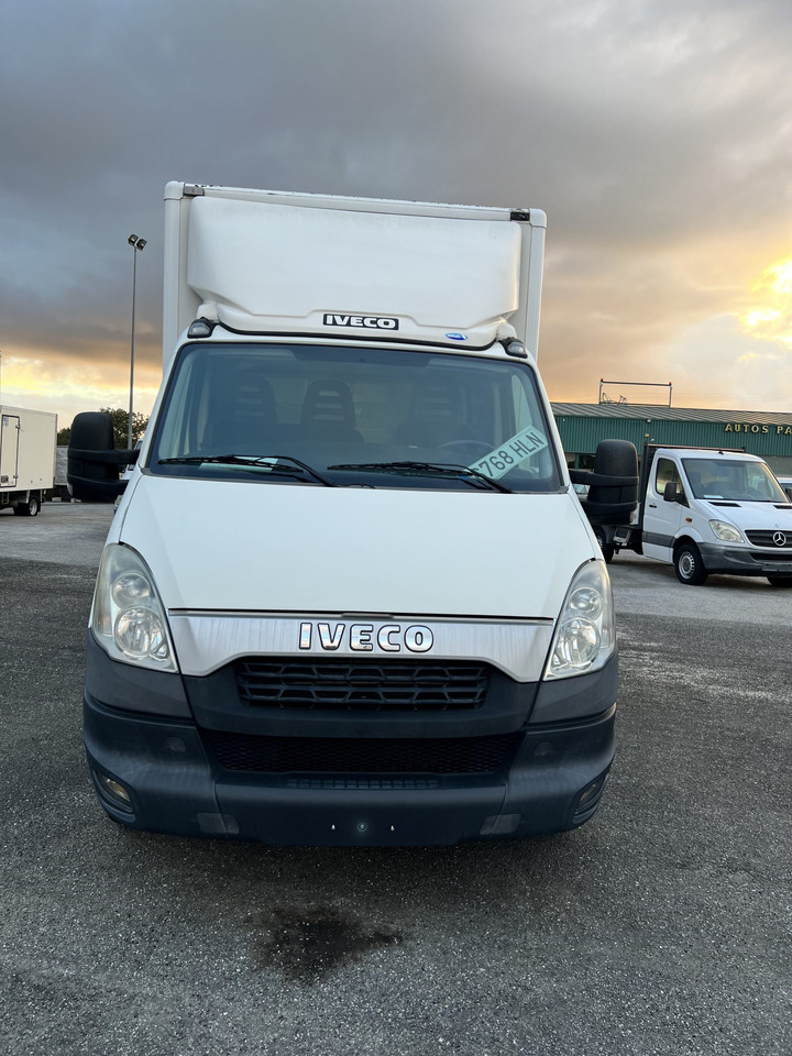 Furgoneta caja cerrada IVECO 35C15 CAJA CERRADA: foto 8