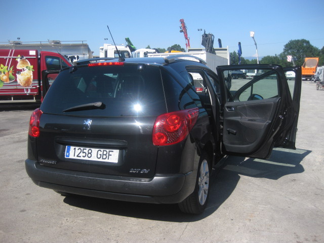 PEUGEOT 207 SW - Coche: foto 1 PEUGEOT 207 SW - Coche: foto 1
