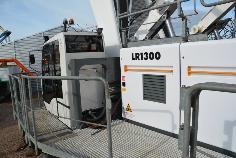 Grúa sobre orugas Liebherr LR 1300 SX: foto 10