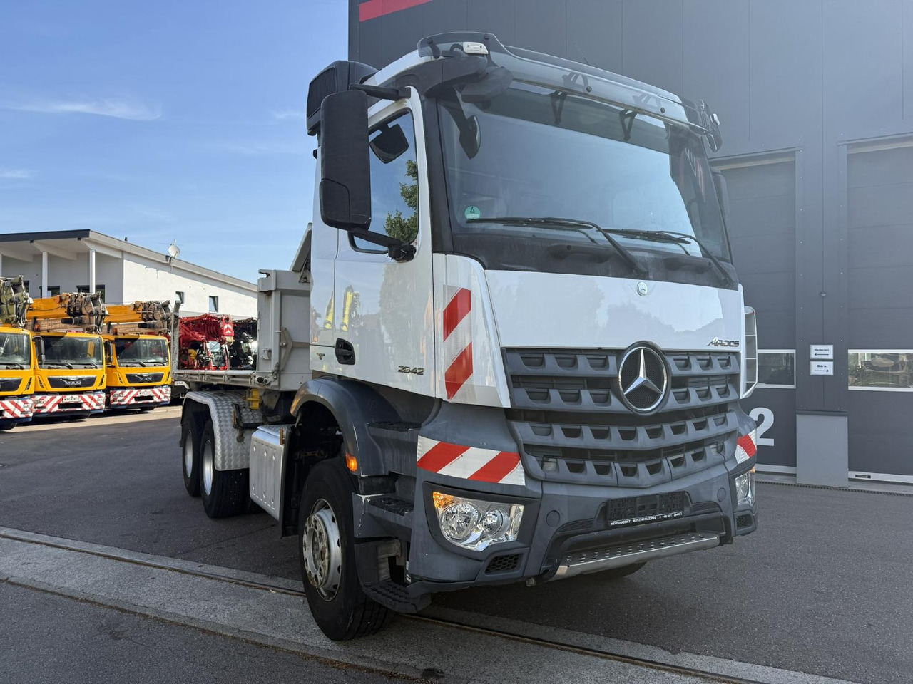 Mercedes Benz Mercedes-Benz Arocs 2642 K 6x4 | Meiller Kipper - Otros maquinaria: foto 2 Mercedes Benz Mercedes-Benz Arocs 2642 K 6x4 | Meiller Kipper - Otros maquinaria: foto 2