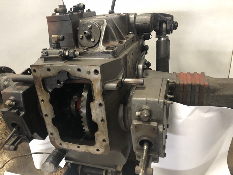 Claas CELTIS 7700098371C - Diferencial: foto 3 Claas CELTIS 7700098371C - Diferencial: foto 3