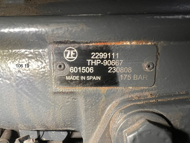 DAF XG RHD - Caja de dirección: foto 2 DAF XG RHD - Caja de dirección: foto 2