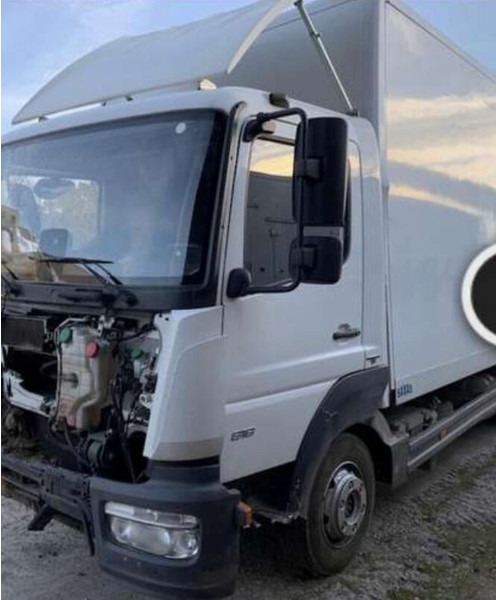 Mercedes-Benz ATEGO - Cabina e interior: foto 1 Mercedes-Benz ATEGO - Cabina e interior: foto 1