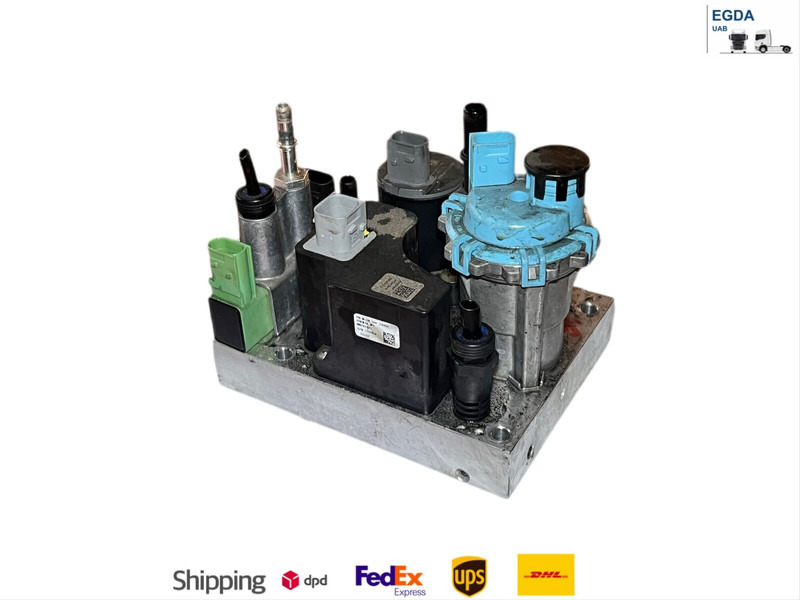 Volvo - Silenciador/ Sistema de escape: foto 1 Volvo - Silenciador/ Sistema de escape: foto 1