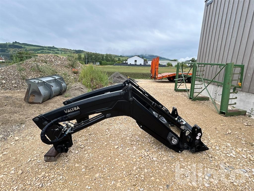 ALÖ für Valtra - Cargador frontal para tractor: foto 3 ALÖ für Valtra - Cargador frontal para tractor: foto 3
