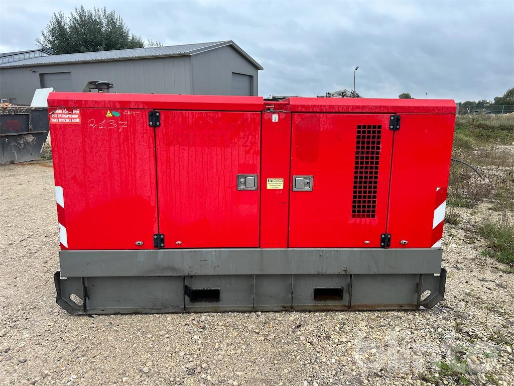 Atlas Copco (2015) - Generador industriale: foto 4 Atlas Copco (2015) - Generador industriale: foto 4