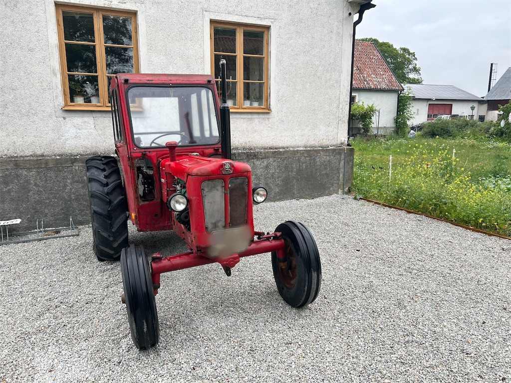 BM VOLVO 400 - Tractor: foto 2 BM VOLVO 400 - Tractor: foto 2