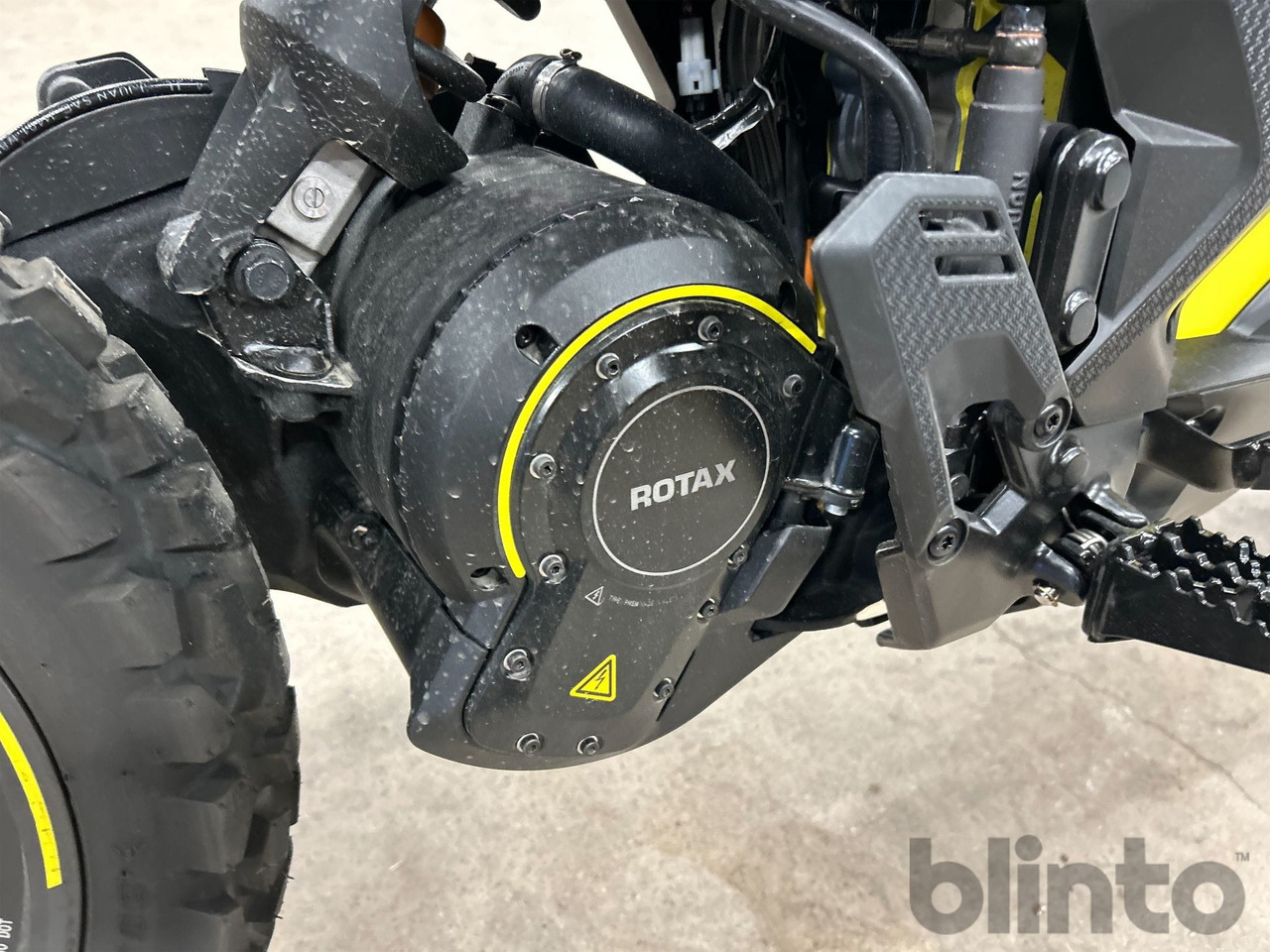 Motocicleta BRP: foto 7