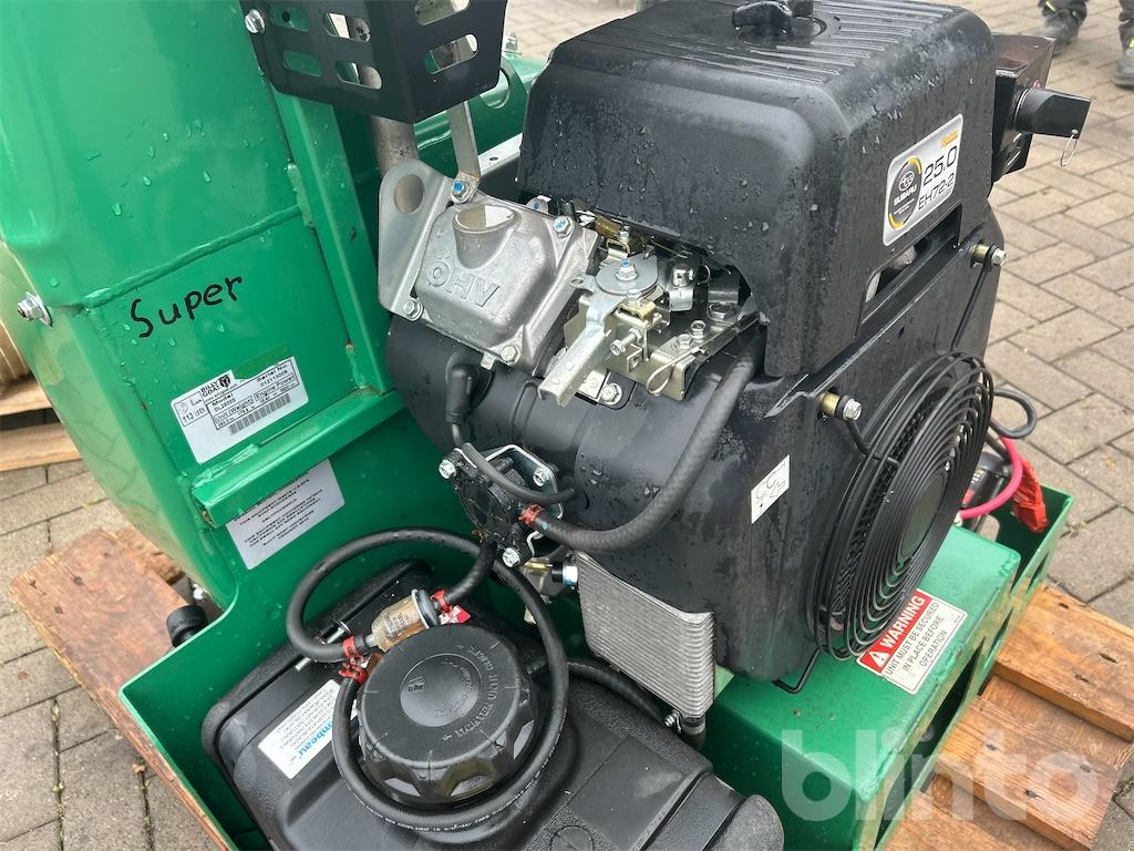 Maquinaria de jardinería Billy Goat DL2500S (2013): foto 25 Maquinaria de jardinería Billy Goat DL2500S (2013): foto 25