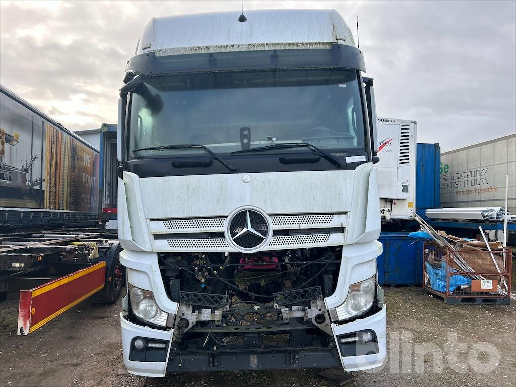 Mercedes-Benz Actros (2013) - Cabeza tractora: foto 3 Mercedes-Benz Actros (2013) - Cabeza tractora: foto 3