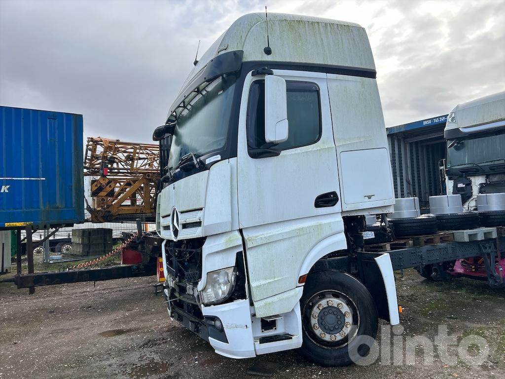 Mercedes-Benz Actros (2013) - Cabeza tractora: foto 1 Mercedes-Benz Actros (2013) - Cabeza tractora: foto 1