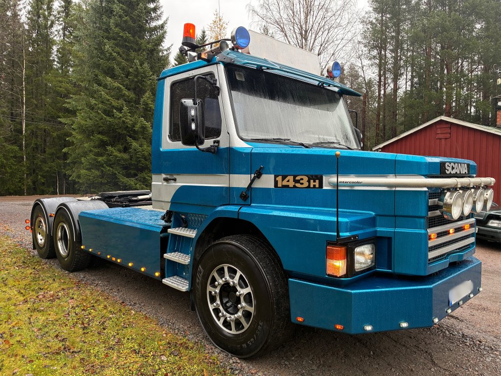 SCANIA - Cabeza tractora: foto 3 SCANIA - Cabeza tractora: foto 3