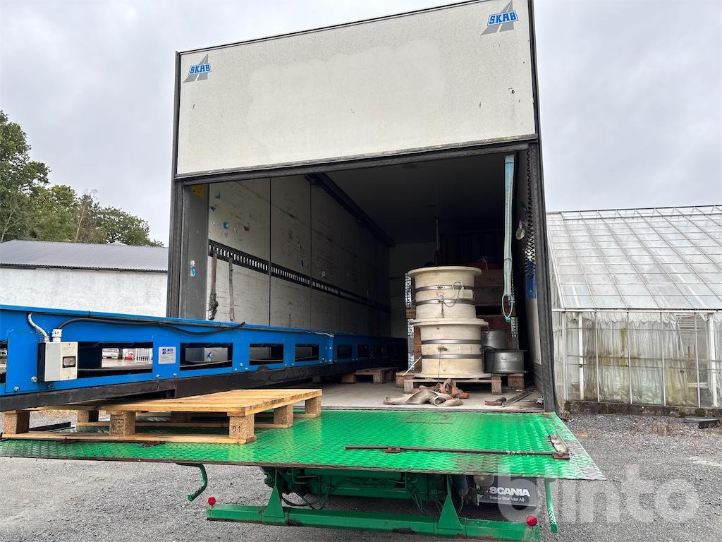 SCANIA P94D 230 - Camión: foto 4 SCANIA P94D 230 - Camión: foto 4