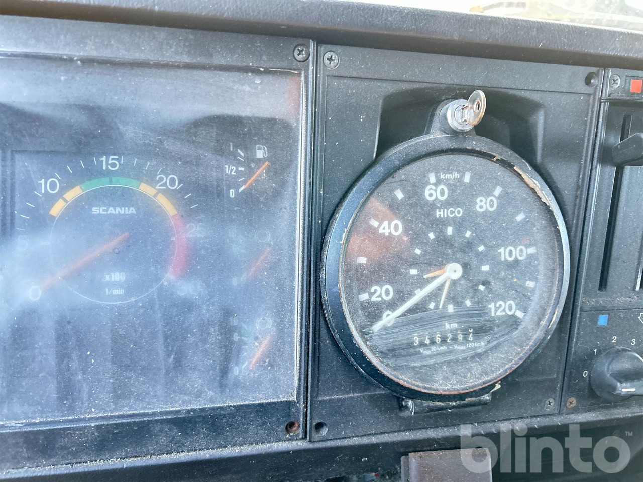 Camión SCANIA R112: foto 42 Camión SCANIA R112: foto 42