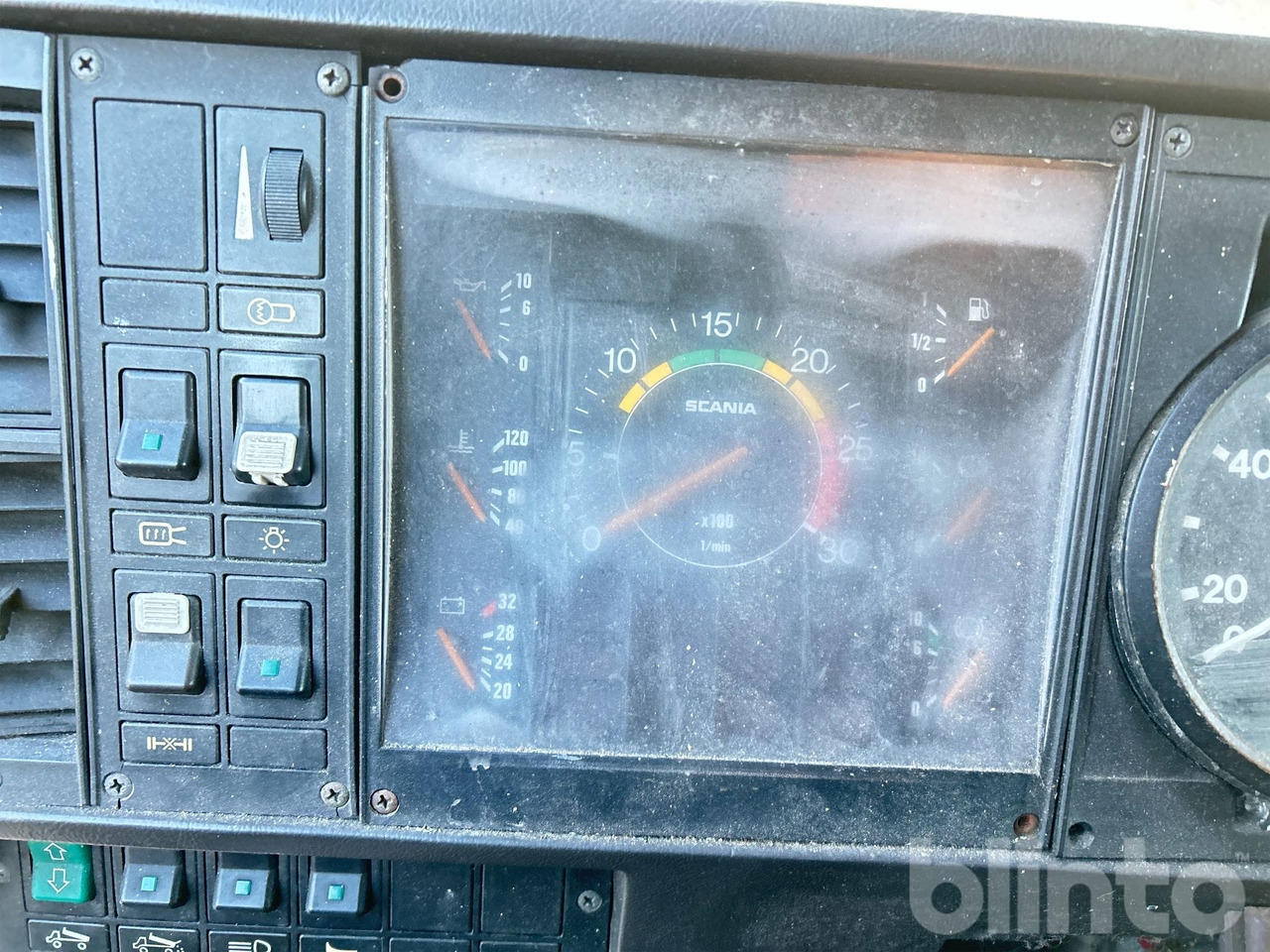 Camión SCANIA R112: foto 41 Camión SCANIA R112: foto 41
