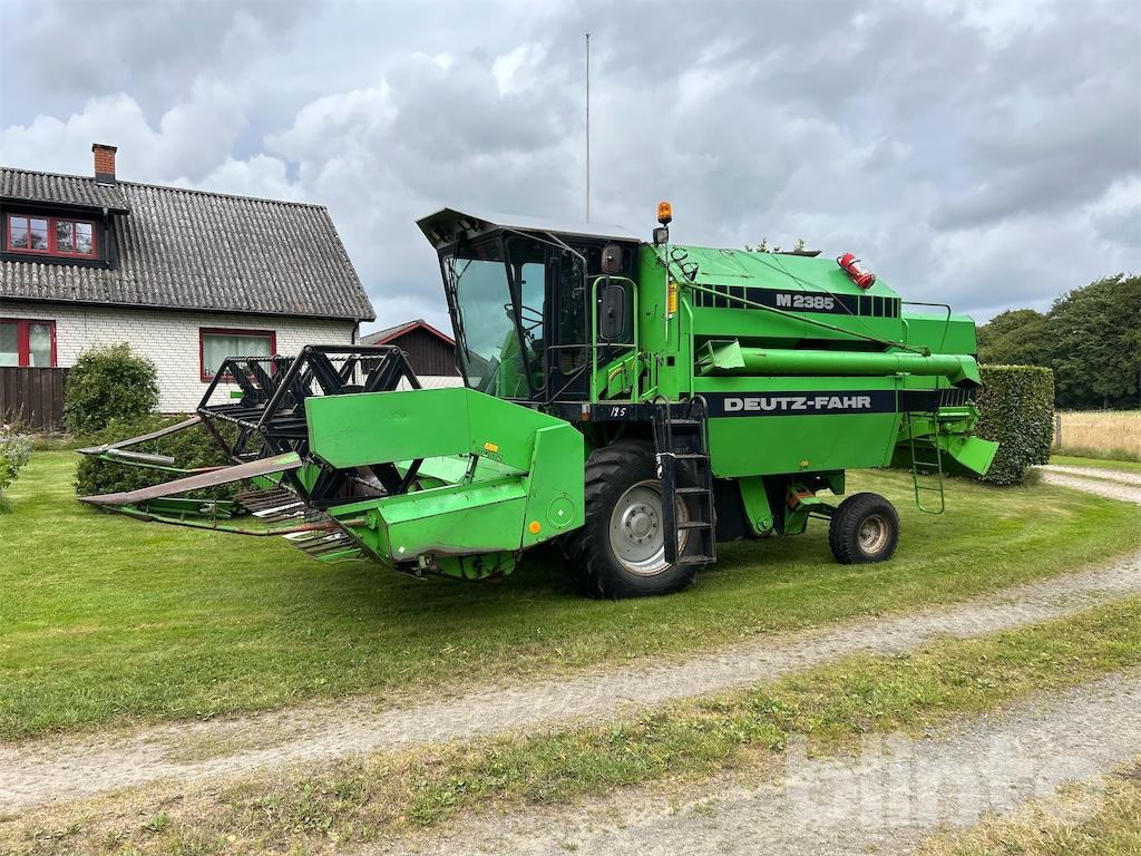 Deutz-Fahr M2385 - Cosechadora de granos: foto 1 Deutz-Fahr M2385 - Cosechadora de granos: foto 1