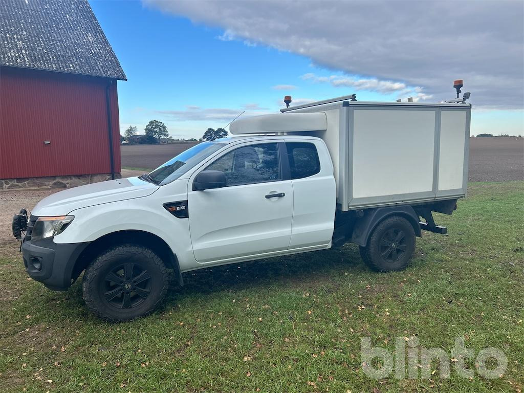 FORD Ranger - Furgoneta caja cerrada: foto 1 FORD Ranger - Furgoneta caja cerrada: foto 1