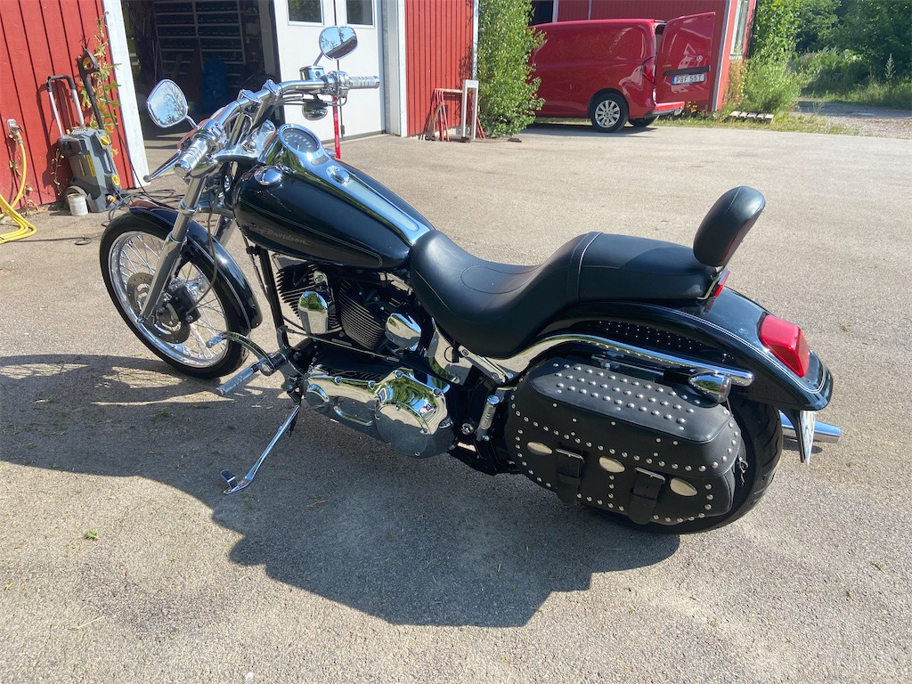 HARLEY-DAVIDSON FXSTDI - Motocicleta: foto 4 HARLEY-DAVIDSON FXSTDI - Motocicleta: foto 4