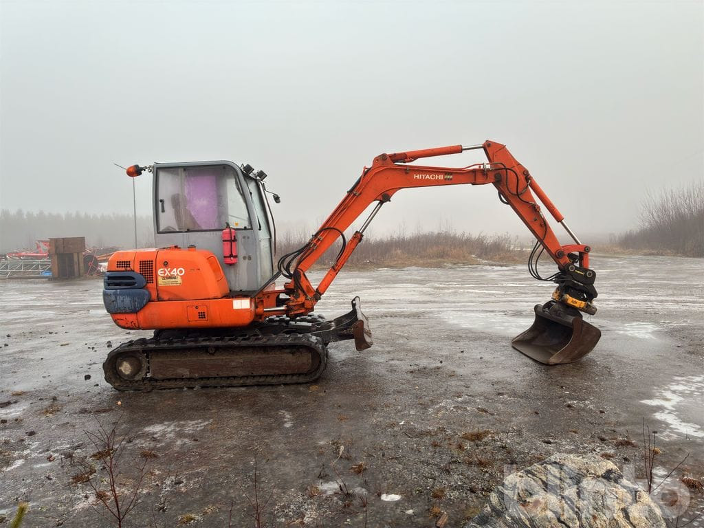 Hitachi EX40 - Miniexcavadora: foto 4 Hitachi EX40 - Miniexcavadora: foto 4