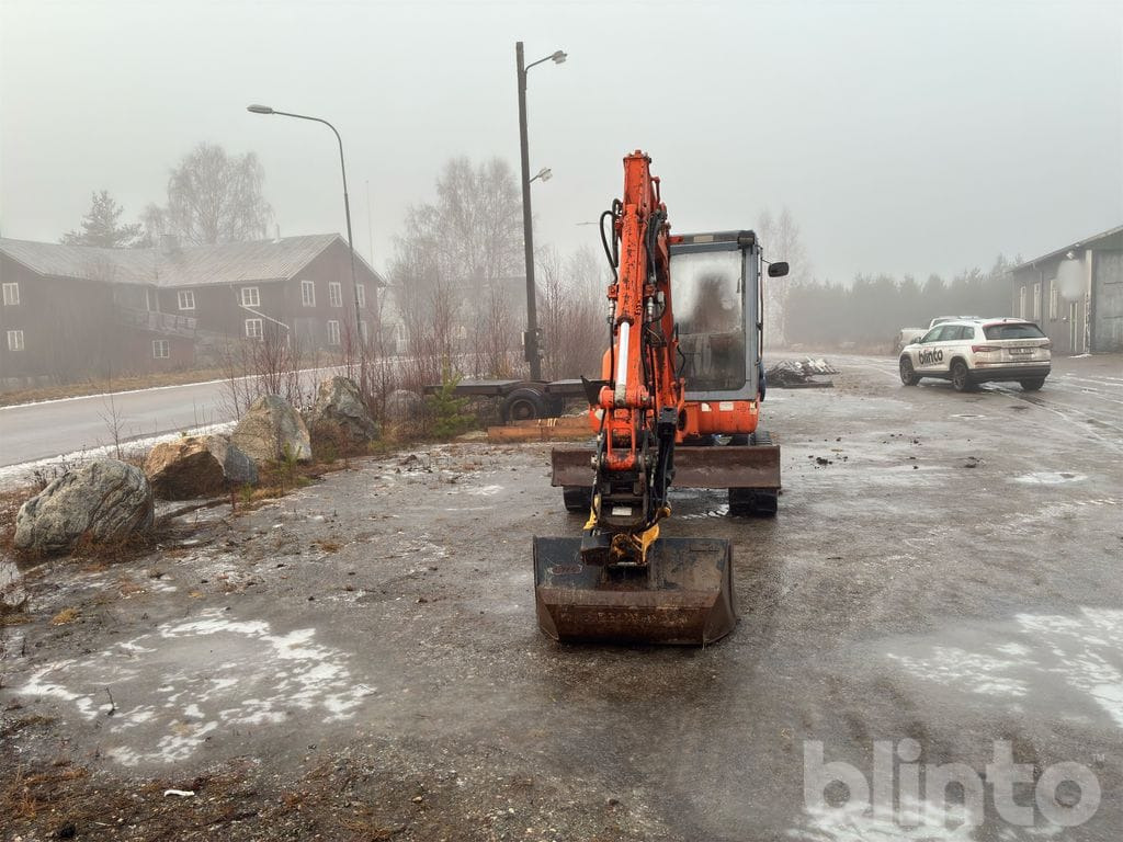 Hitachi EX40 - Miniexcavadora: foto 2 Hitachi EX40 - Miniexcavadora: foto 2