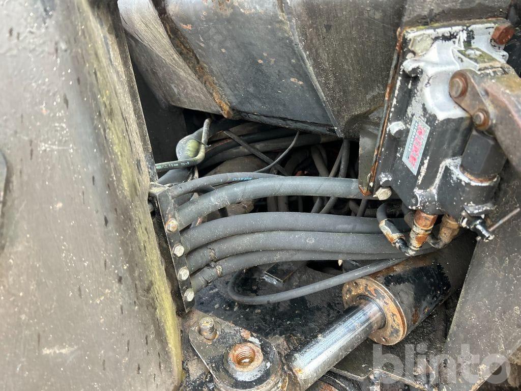 Retroexcavadora Huddig 960 - 4 redskap: foto 42