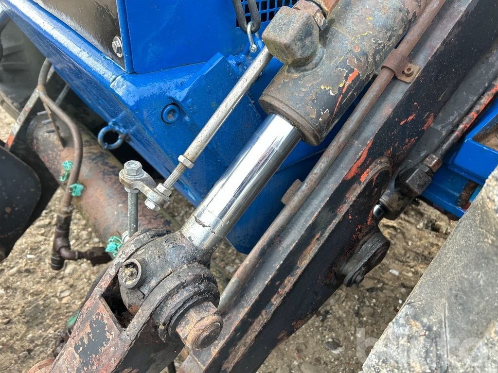 Retroexcavadora Huddig 960 - 4 redskap: foto 15