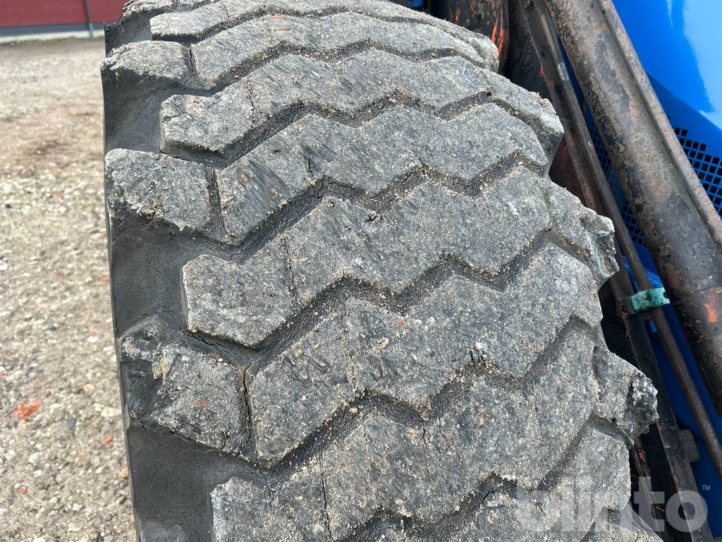 Retroexcavadora Huddig 960 - 4 redskap: foto 22