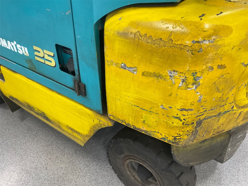 Carretilla elevadora diésel Komatsu FD25T- 1E1 Diesel: foto 18