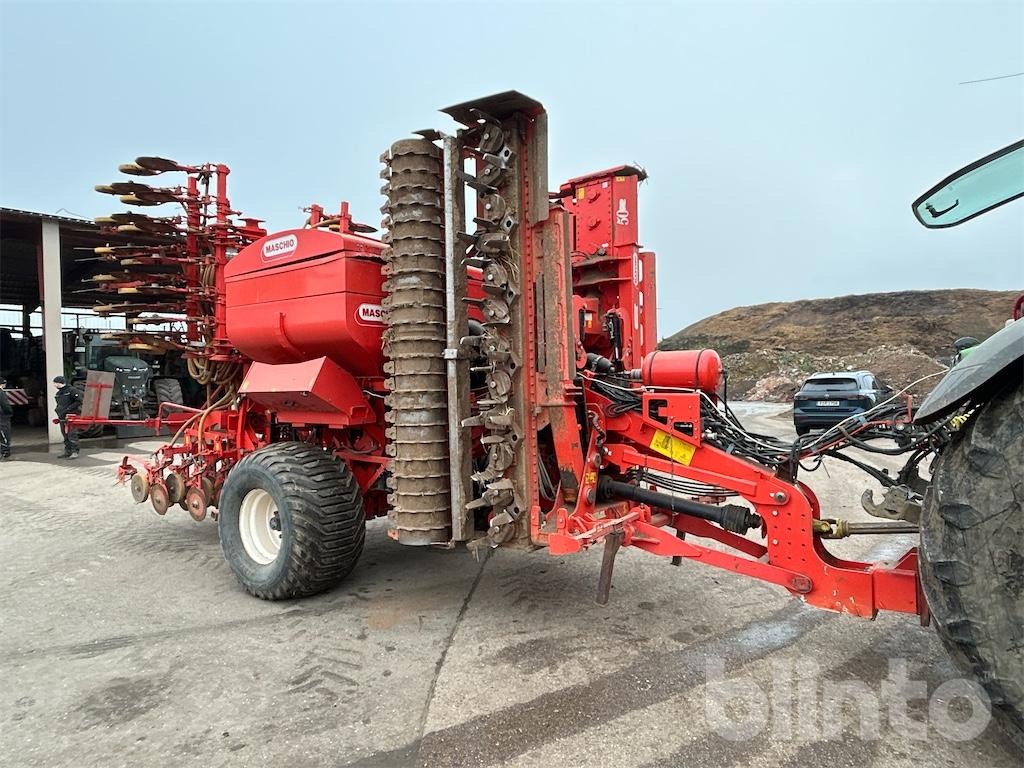 Kreiselegge + pneumatische Säeinheit Maschio Gaspardo (2014 und 2013) - Combinado de siembra: foto 4 Kreiselegge + pneumatische Säeinheit Maschio Gaspardo (2014 und 2013) - Combinado de siembra: foto 4