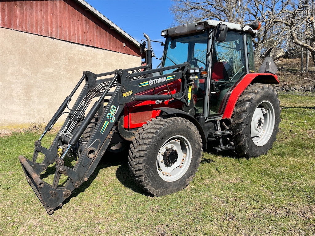 MASSEY FERGUSON 4335-4 - Tractor: foto 1 MASSEY FERGUSON 4335-4 - Tractor: foto 1