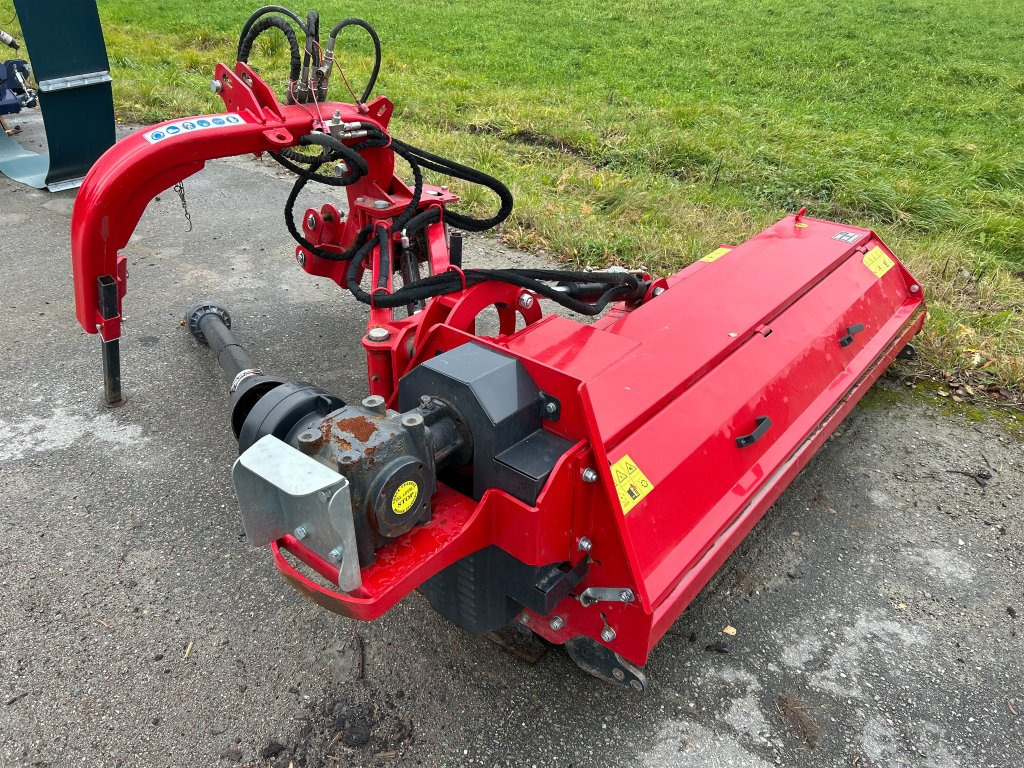 MOWER AGF-200T hydraulisk sidoförskjutning - Desbrozadora lateral: foto 3 MOWER AGF-200T hydraulisk sidoförskjutning - Desbrozadora lateral: foto 3