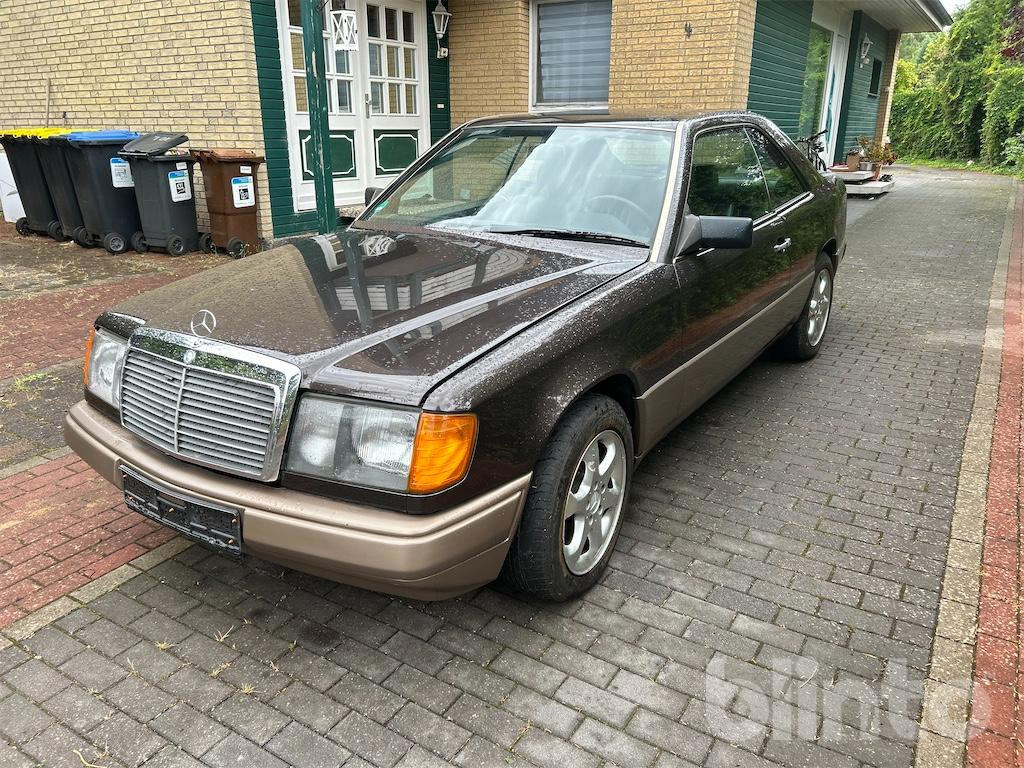 Mercedes Benz 124C (1987) - Coche: foto 1 Mercedes Benz 124C (1987) - Coche: foto 1