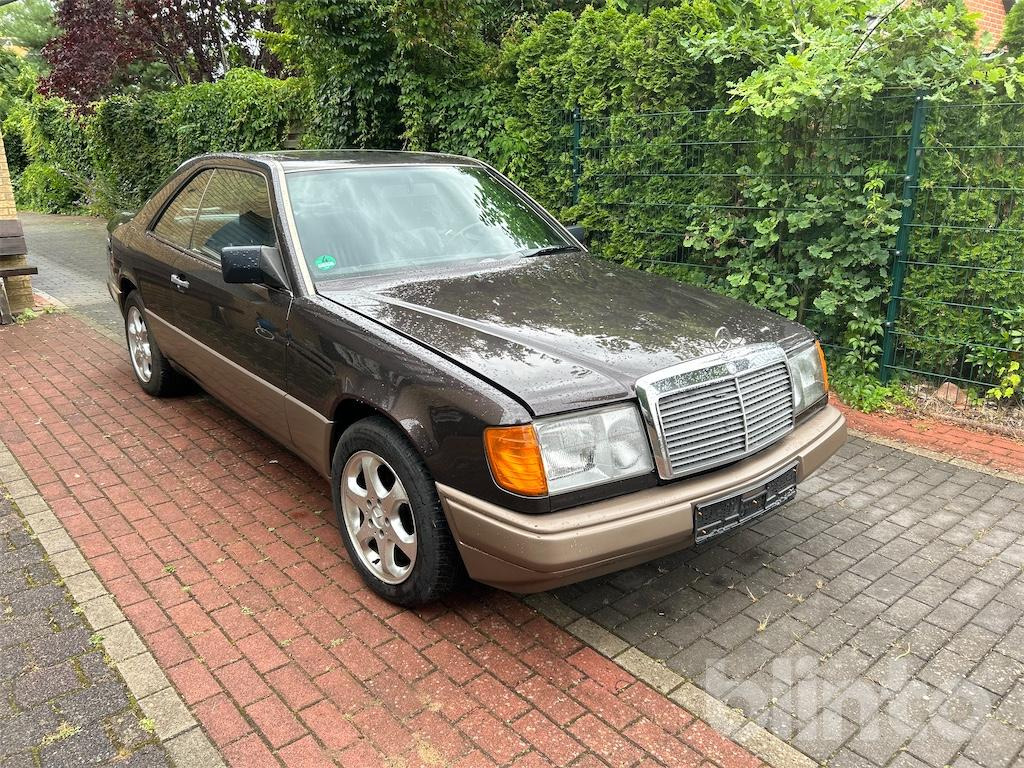 Mercedes Benz 124C (1987) - Coche: foto 2 Mercedes Benz 124C (1987) - Coche: foto 2