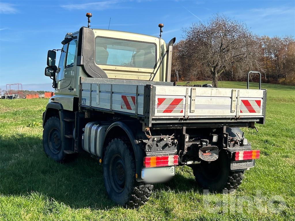 Mercedes-Benz U300 (2010) - Camión caja abierta: foto 4 Mercedes-Benz U300 (2010) - Camión caja abierta: foto 4