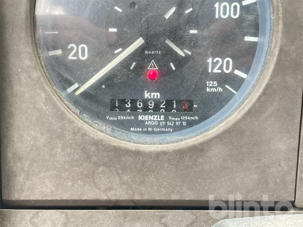 Mercedes Benz Vario 711 D (1995) - Camión caja cerrada: foto 5 Mercedes Benz Vario 711 D (1995) - Camión caja cerrada: foto 5