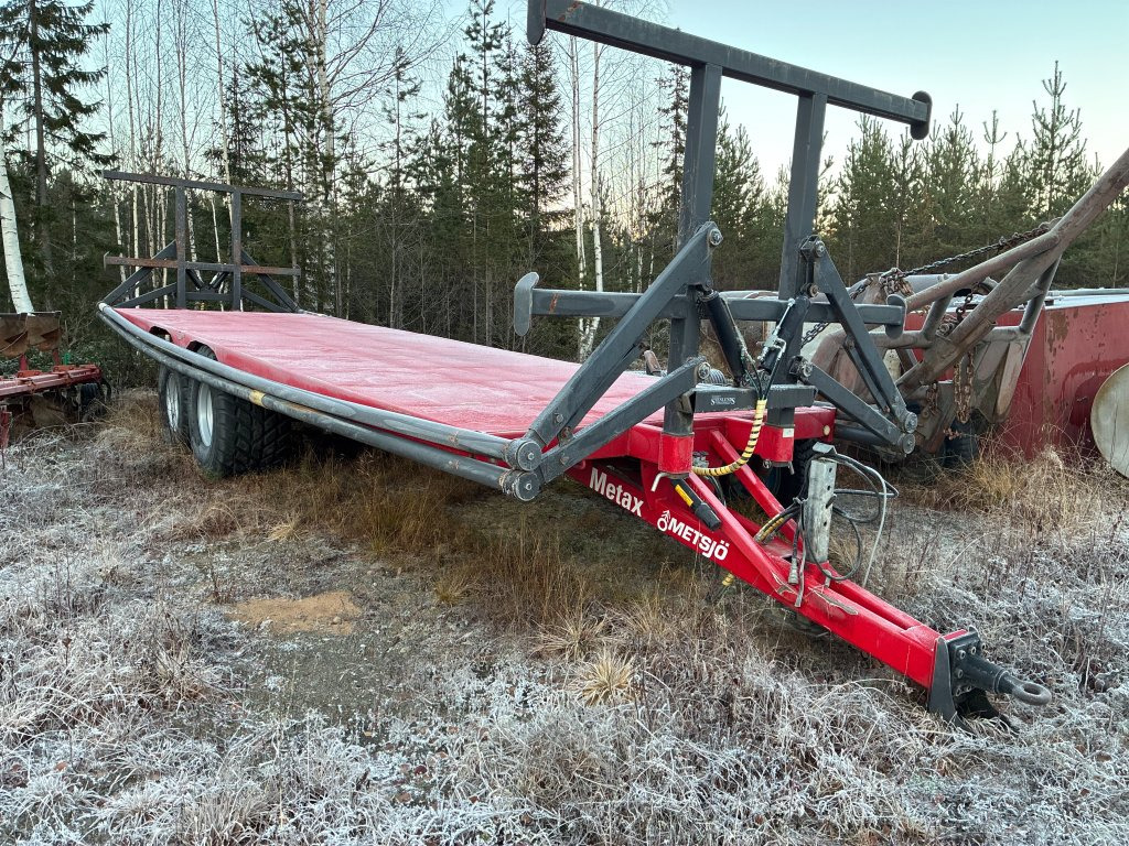 Metsjö Metax bal 61430 - Remolque agrícola: foto 1 Metsjö Metax bal 61430 - Remolque agrícola: foto 1