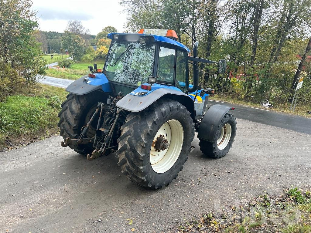 NEW HOLLAND TM190 4WD - Tractor: foto 3 NEW HOLLAND TM190 4WD - Tractor: foto 3