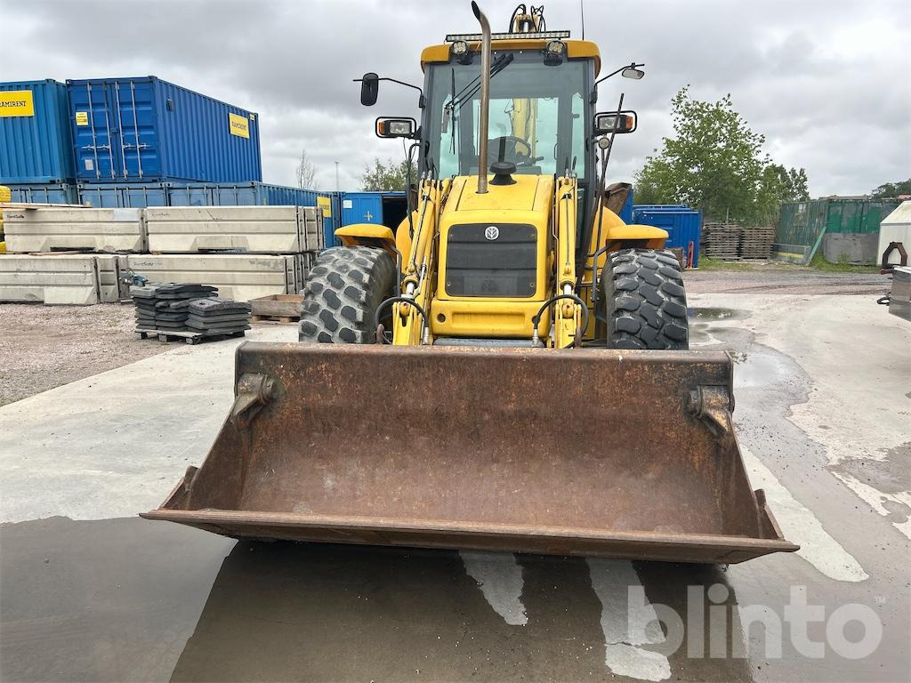 New Holland LB115 4WD - Retroexcavadora: foto 2 New Holland LB115 4WD - Retroexcavadora: foto 2
