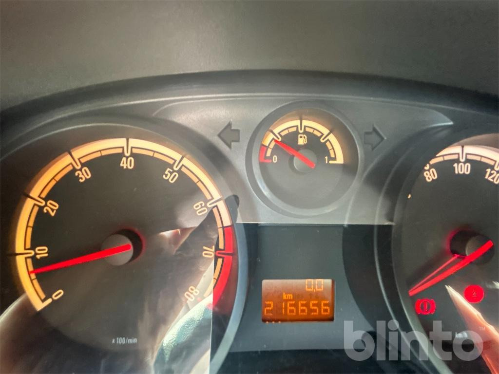 Opel Corsa (2011) - Coche: foto 5 Opel Corsa (2011) - Coche: foto 5