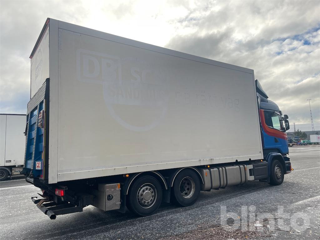 SCANIA R520LB6X2*4MNB - Camión caja cerrada: foto 3 SCANIA R520LB6X2*4MNB - Camión caja cerrada: foto 3