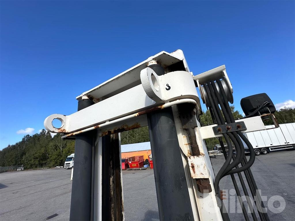 Carretilla elevadora Svetruck 16 120-38: foto 20