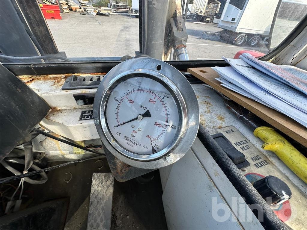 Carretilla elevadora Svetruck 16 120-38: foto 45