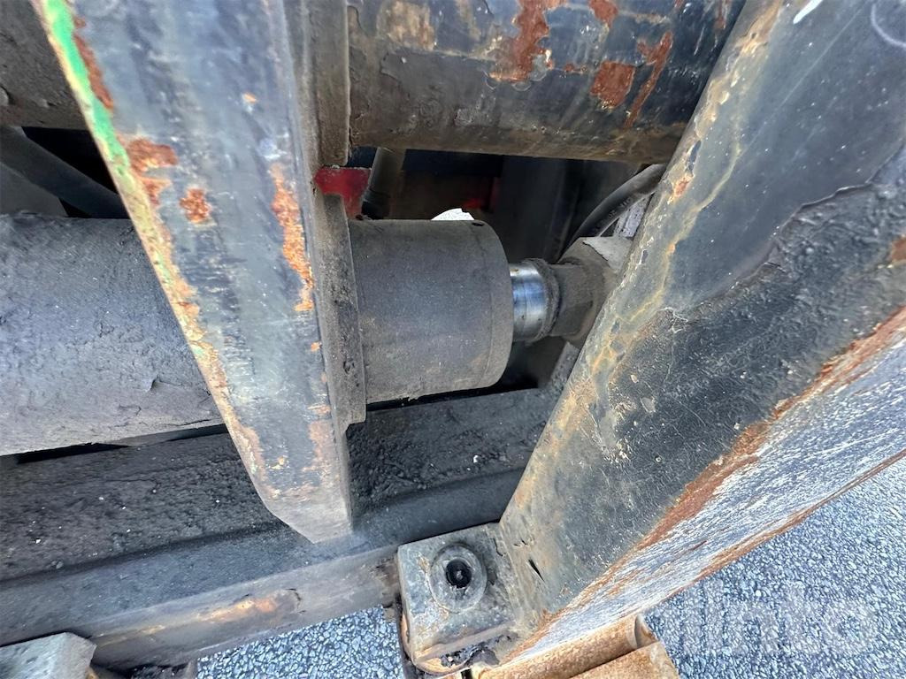 Carretilla elevadora Svetruck 16 120-38: foto 23