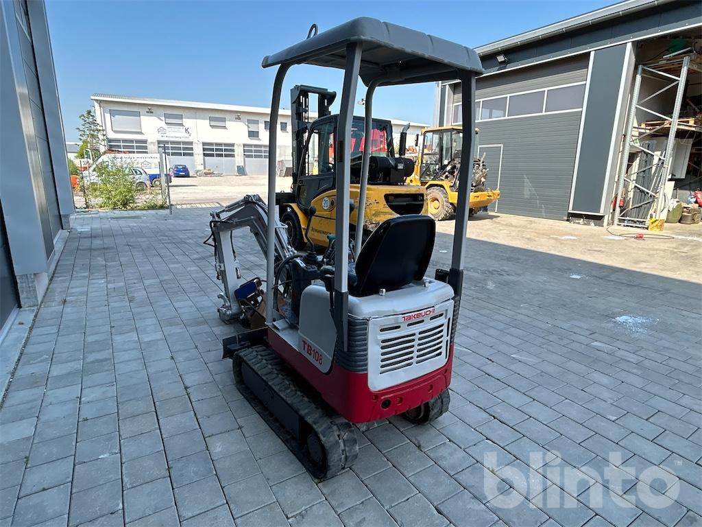 Takeuchi TB108 (2011) - Miniexcavadora: foto 4 Takeuchi TB108 (2011) - Miniexcavadora: foto 4