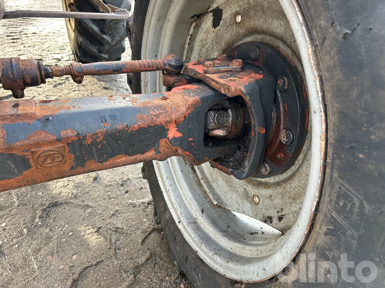 Tractor VALMET 405-4: foto 21 Tractor VALMET 405-4: foto 21