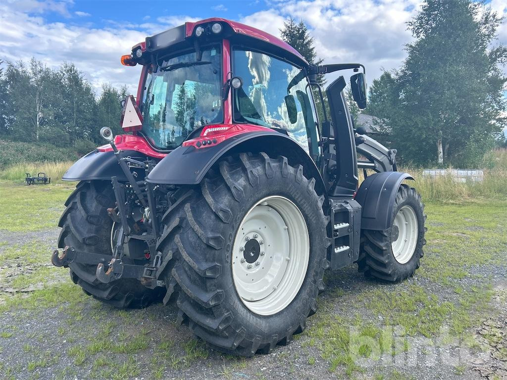 VALTRA N154E Active - Tractor: foto 5 VALTRA N154E Active - Tractor: foto 5