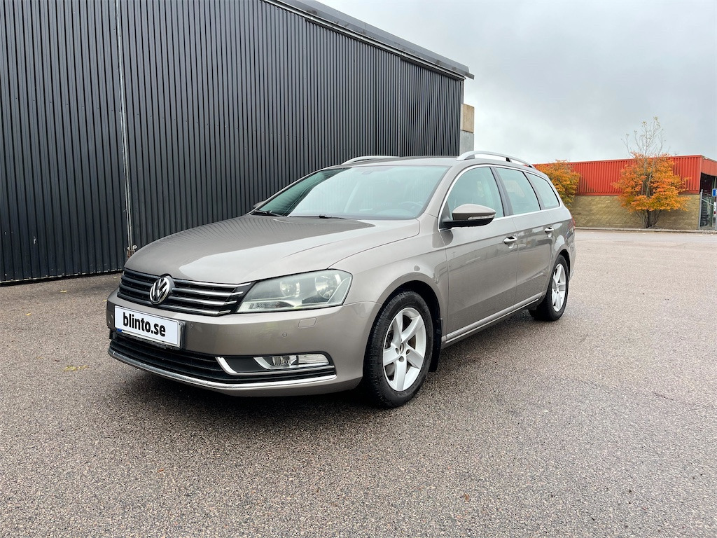 VOLKSWAGEN Passat Variant 2,0 TDI (Kommunbil) - Coche: foto 1 VOLKSWAGEN Passat Variant 2,0 TDI (Kommunbil) - Coche: foto 1