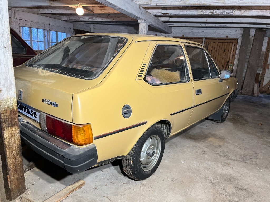 VOLVO 343 DL - Coche: foto 3 VOLVO 343 DL - Coche: foto 3